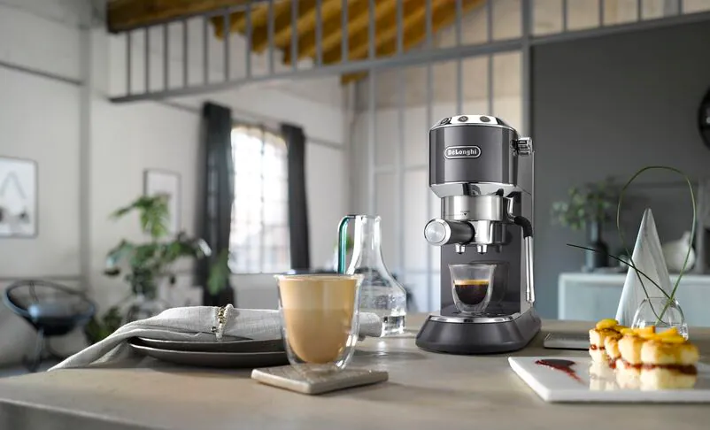 Máy pha cà phê thủ công Dedica Arte EC885.GY - Delonghi