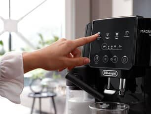 Bảng điều khiển cảm ứng chạm