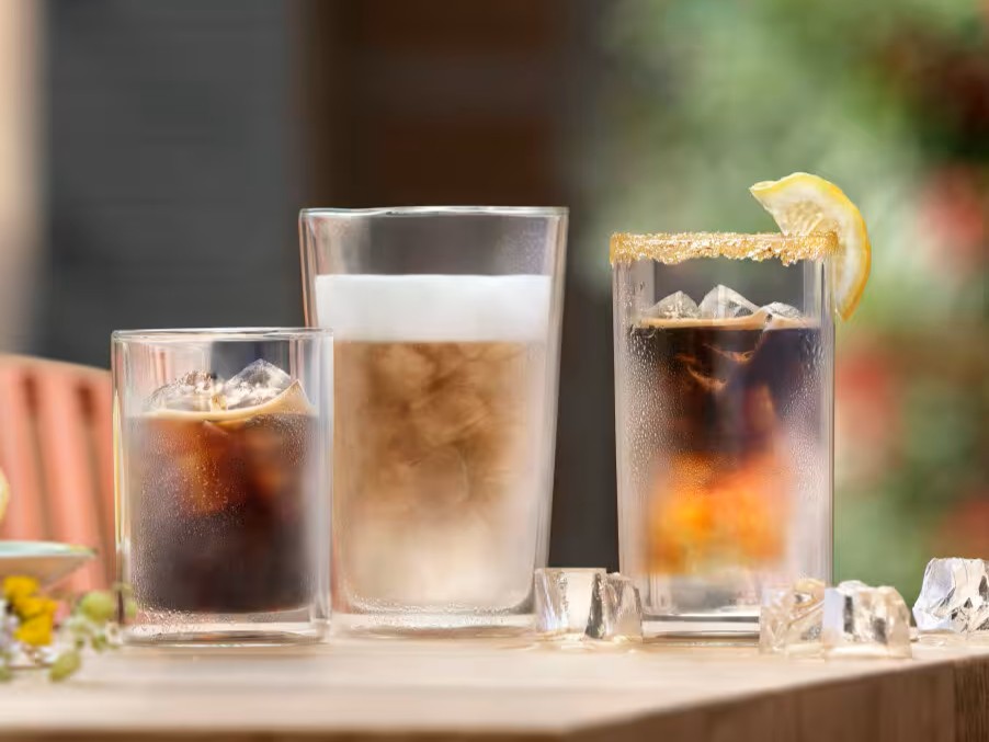 Công nghệ LatteCrema nóng và lạnh cho bọt sữa tự động, nóng và lạnh*